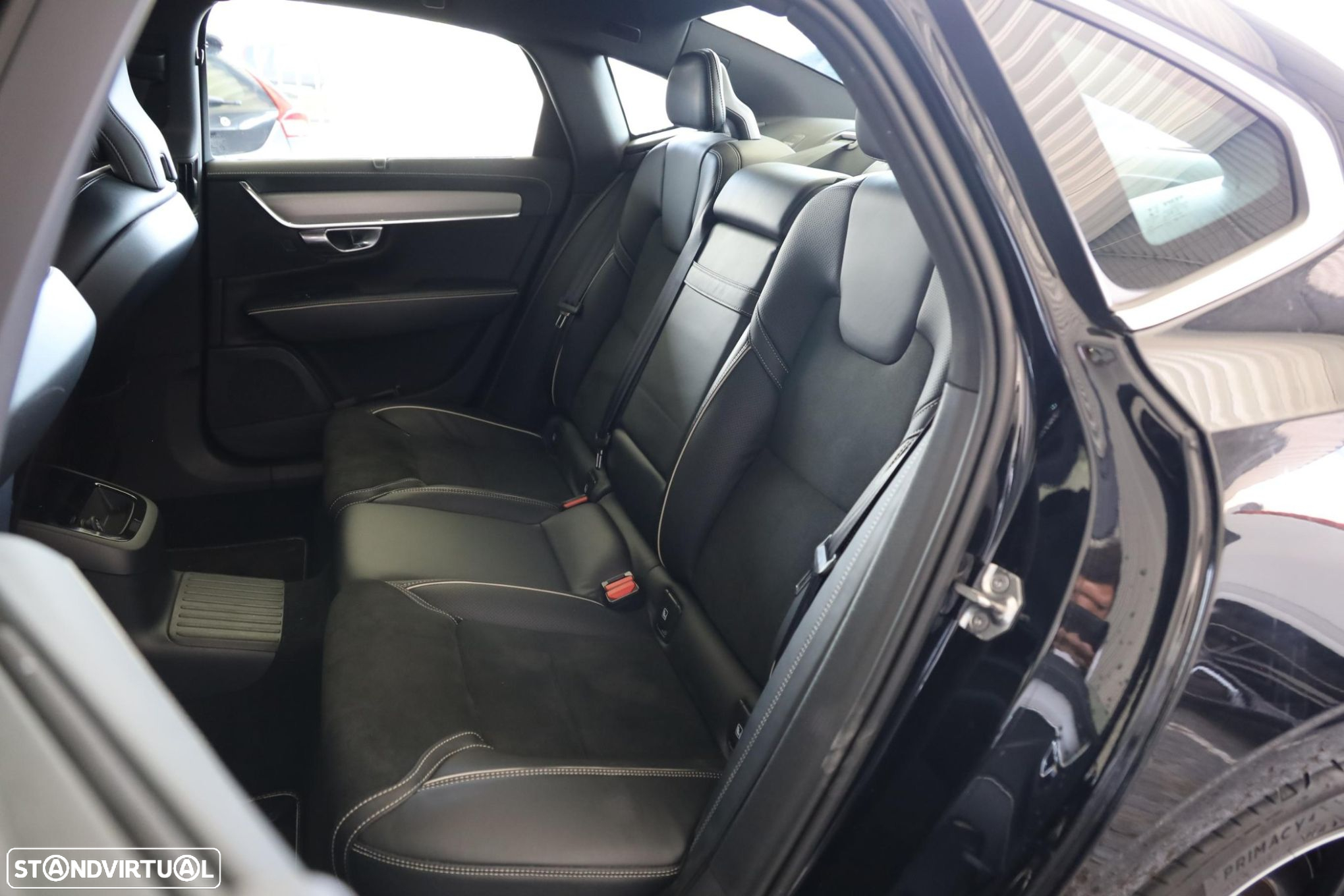 Volvo S90 2.0 T8 PHEV R-Design AWD - 6