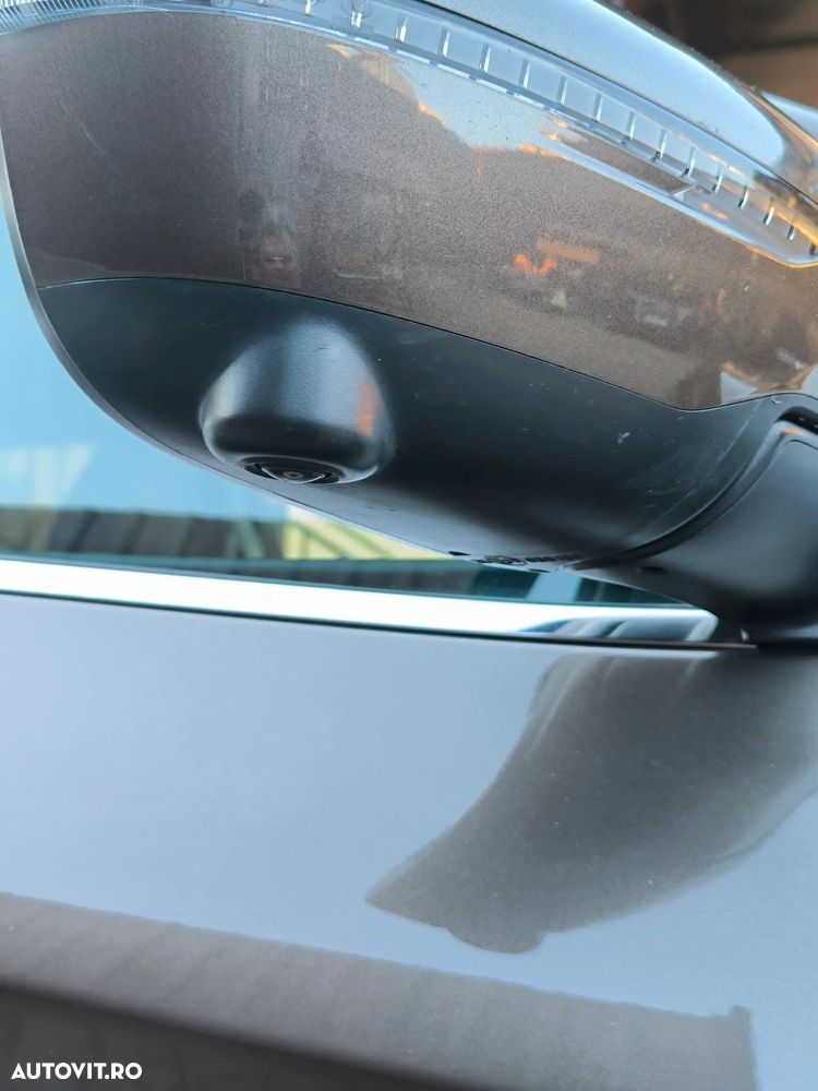 Nissan Qashqai 1.6 DCI Xtronic TEKNA - 17