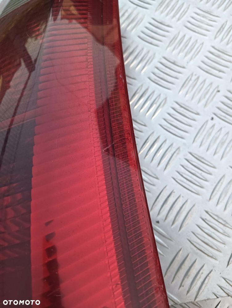 Lampa prawy tył Opel Meriva A - 2
