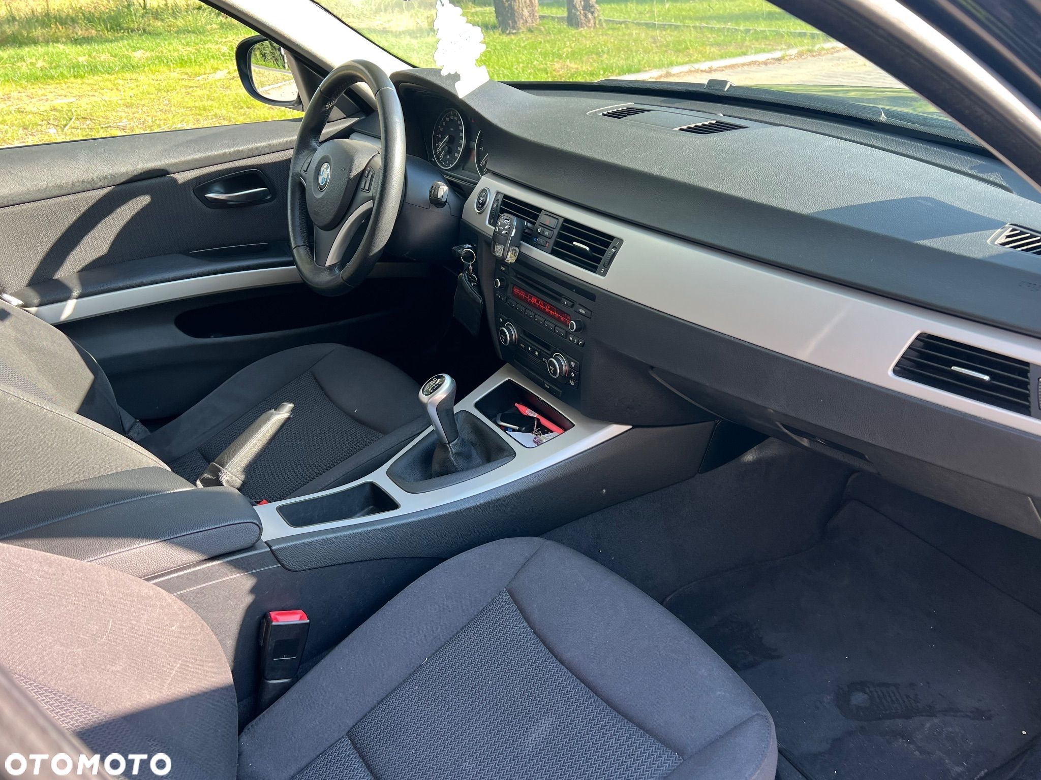 BMW Seria 3 318i - 12