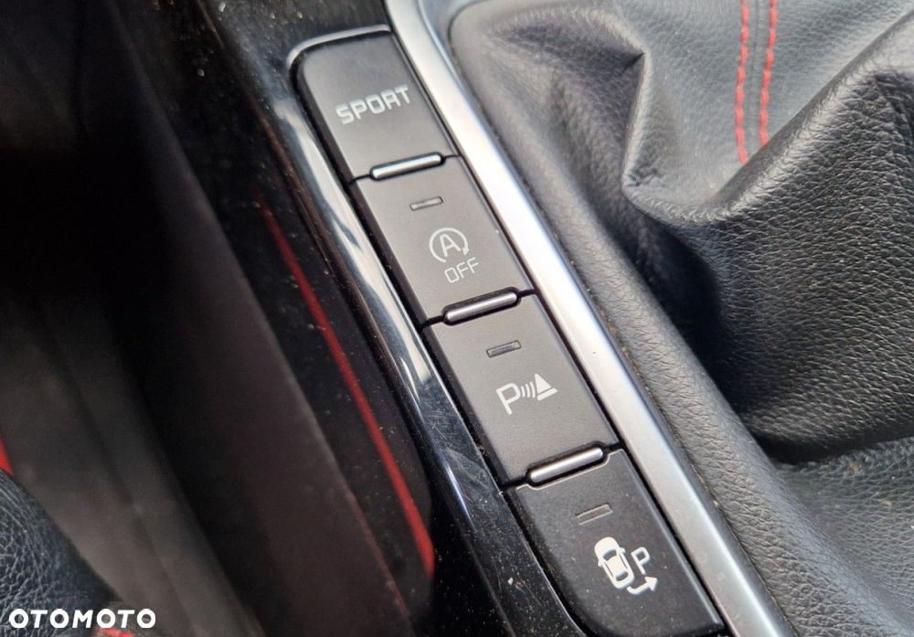 Kia ProCeed 1.6 T-GDI GT - 36