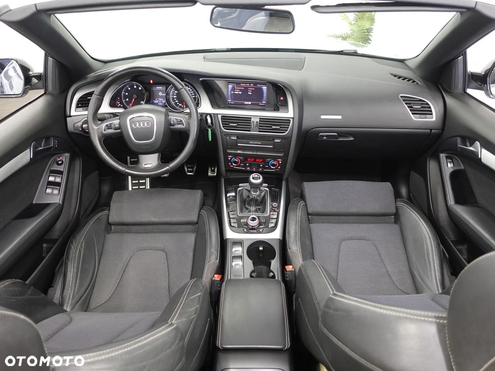 Audi A5 Cabrio - 26