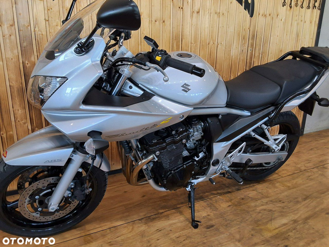 Suzuki Bandit - 2