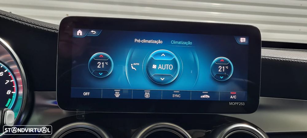 Mercedes-Benz GLC 300 e 4Matic - 22