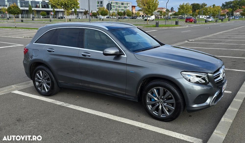Mercedes-Benz GLC - 2