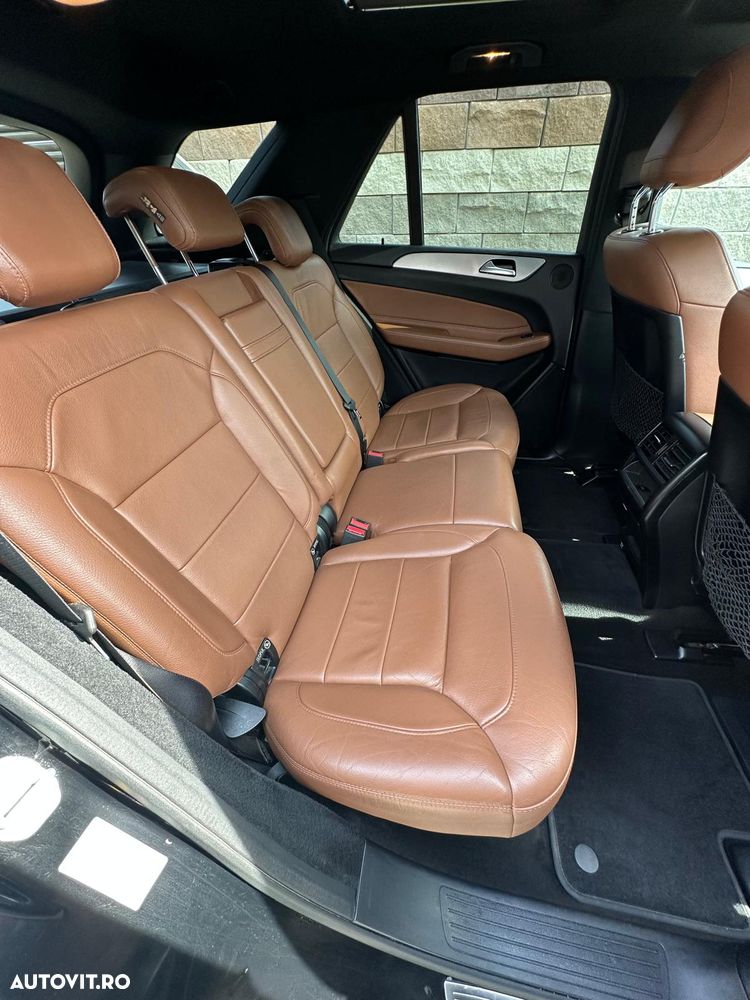 Mercedes-Benz GLE - 12