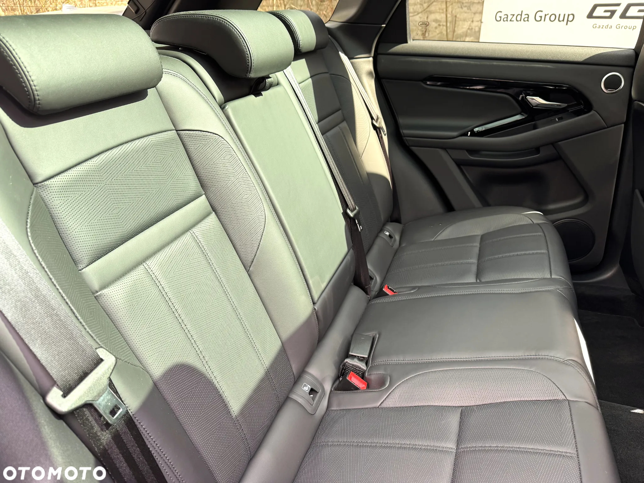 Land Rover Range Rover Evoque P200 Dynamic HSE - 14