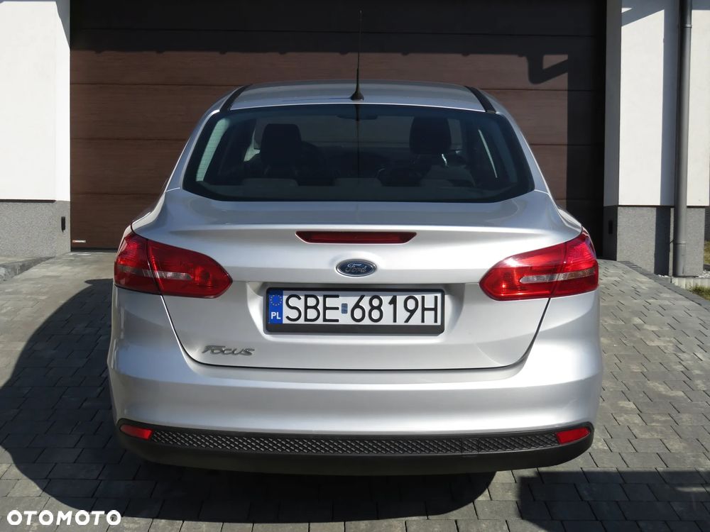 Ford Focus 1.6 Trend - 5