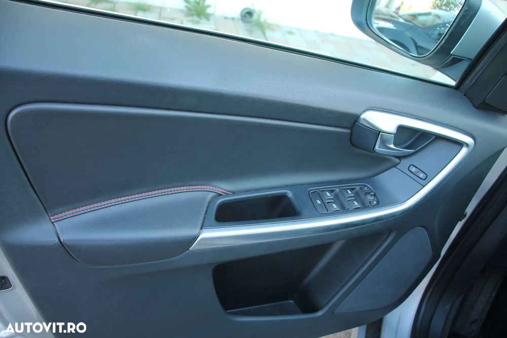 Volvo XC 60 D4 Geartronic Ocean Race - 10