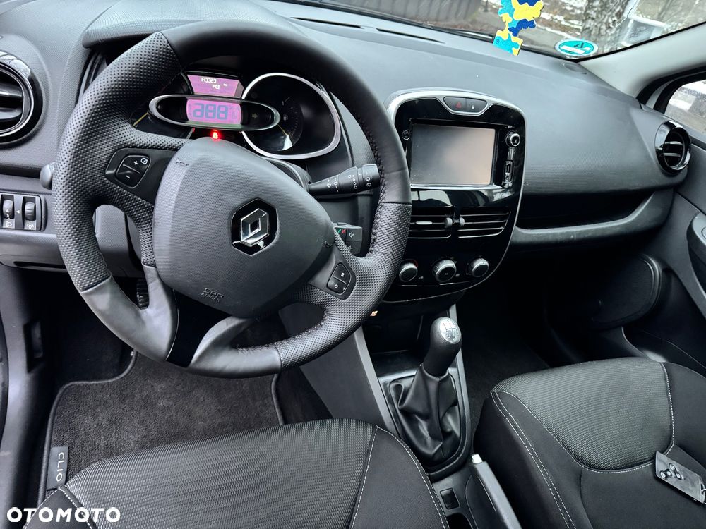 Renault Clio - 13