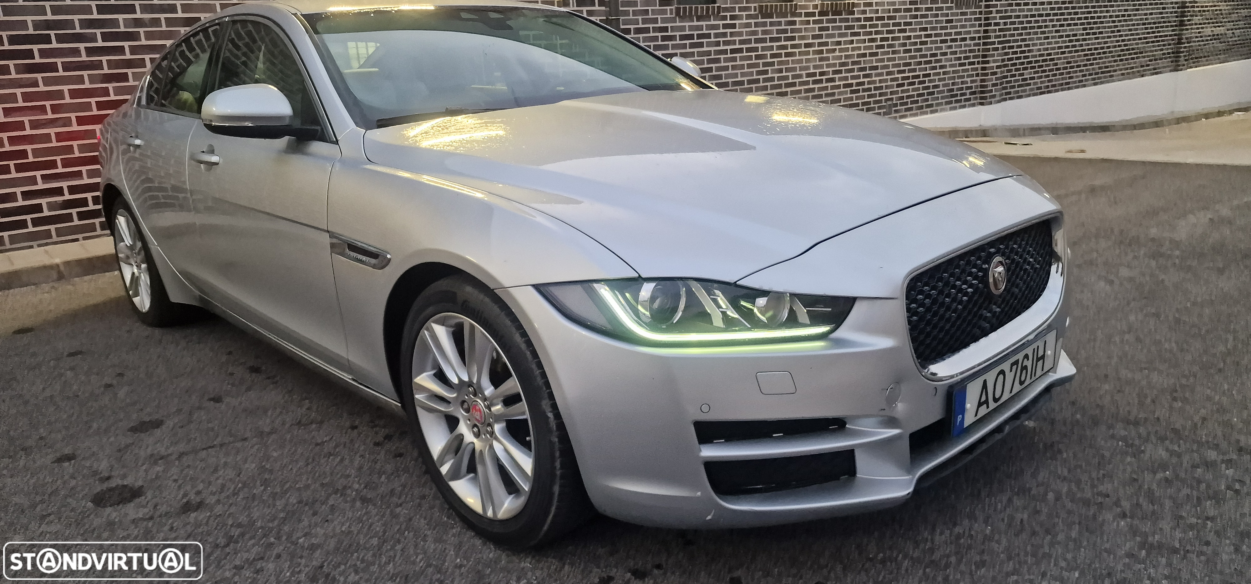 Jaguar XE 2.0 D Prestige Aut. - 5