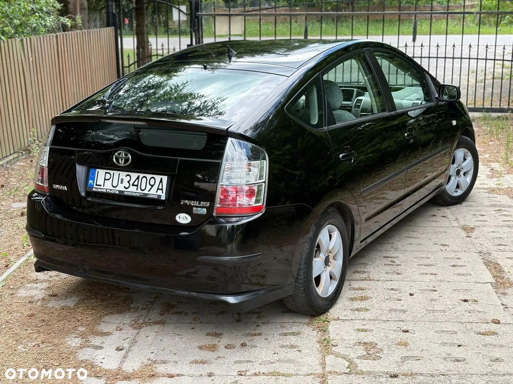 Toyota Prius 1.5 VVT-i Sol - 17