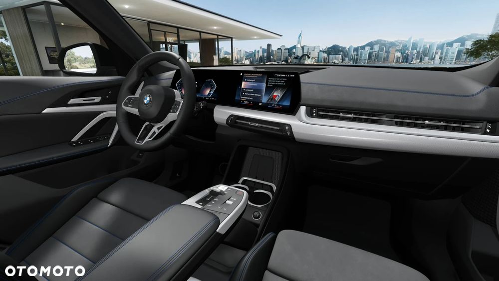 BMW X1 xDrive23i mHEV - 4