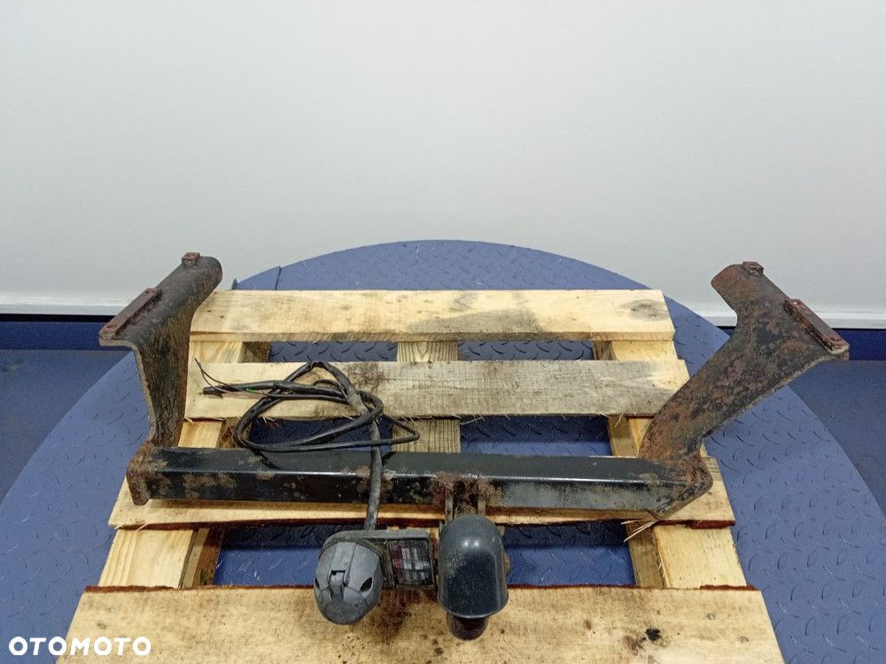 SUZUKI BALENO I 95-02 KOMBI HAK DO PRZYCZEPY BOSAL 023521 - 2