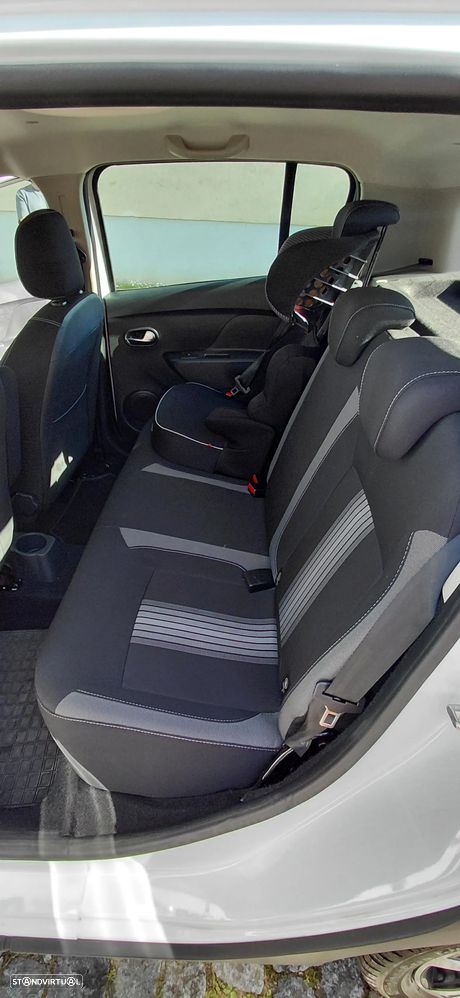 Dacia Sandero 0.9 TCe SL Stepway of Life - 17