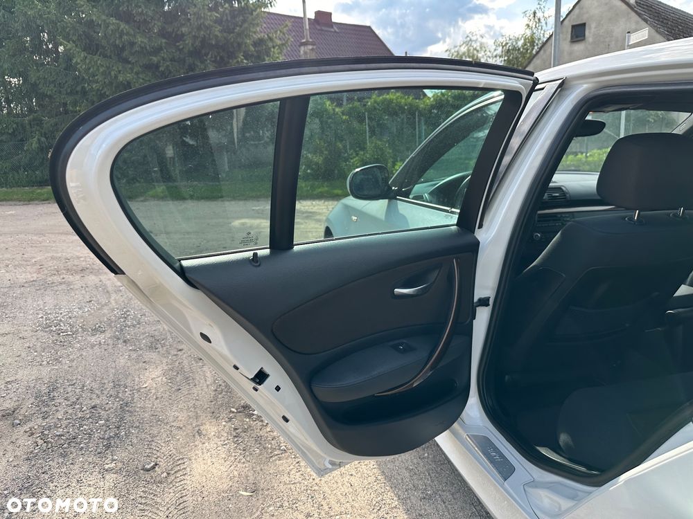 BMW Seria 1 - 26