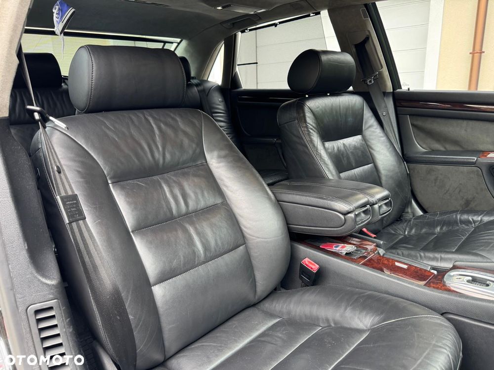 Audi A8 - 27