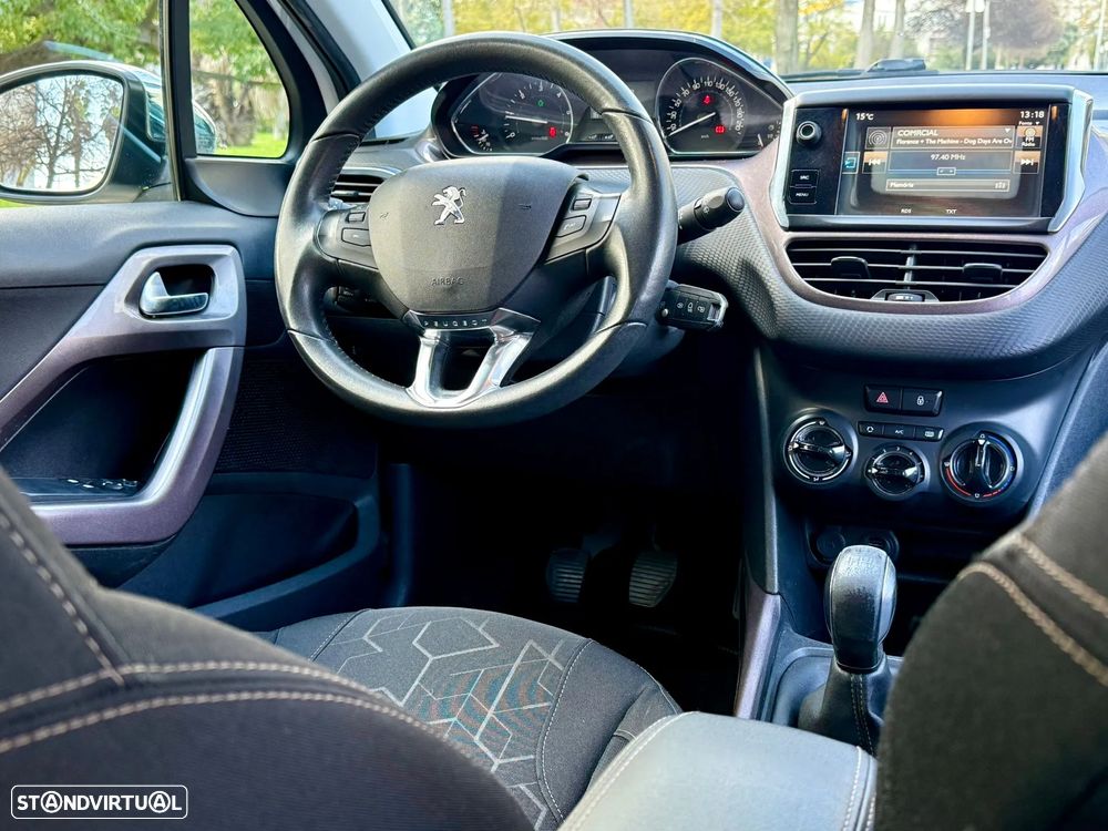 Peugeot 2008 e-HDi FAP 92 STOP & START Style - 14