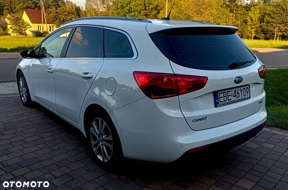 Kia Ceed 1.4 CRDi 90 SW Vision - 9
