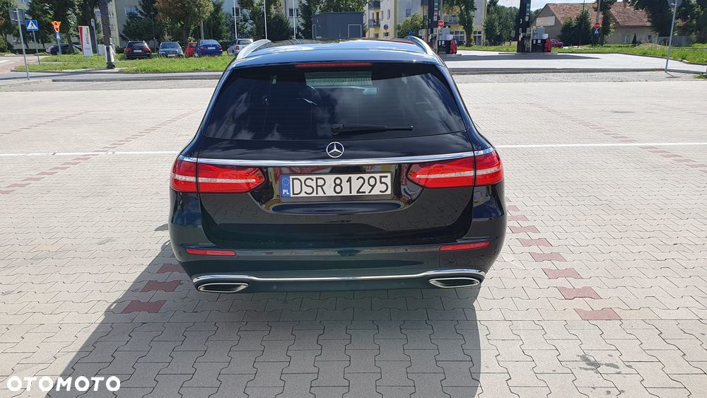 Mercedes-Benz Klasa E 200 9G-TRONIC - 5