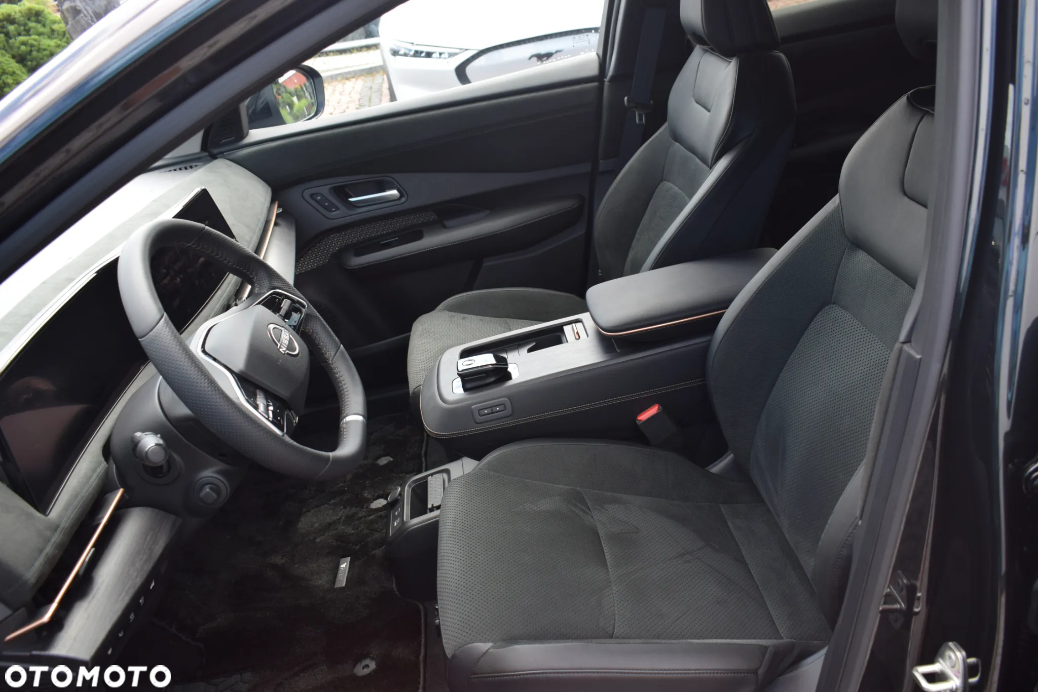 Nissan Ariya 87kWh E-4orce Evolve - 8