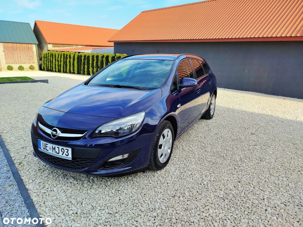 Opel Astra 1.4 Turbo 150 Jahre - 15