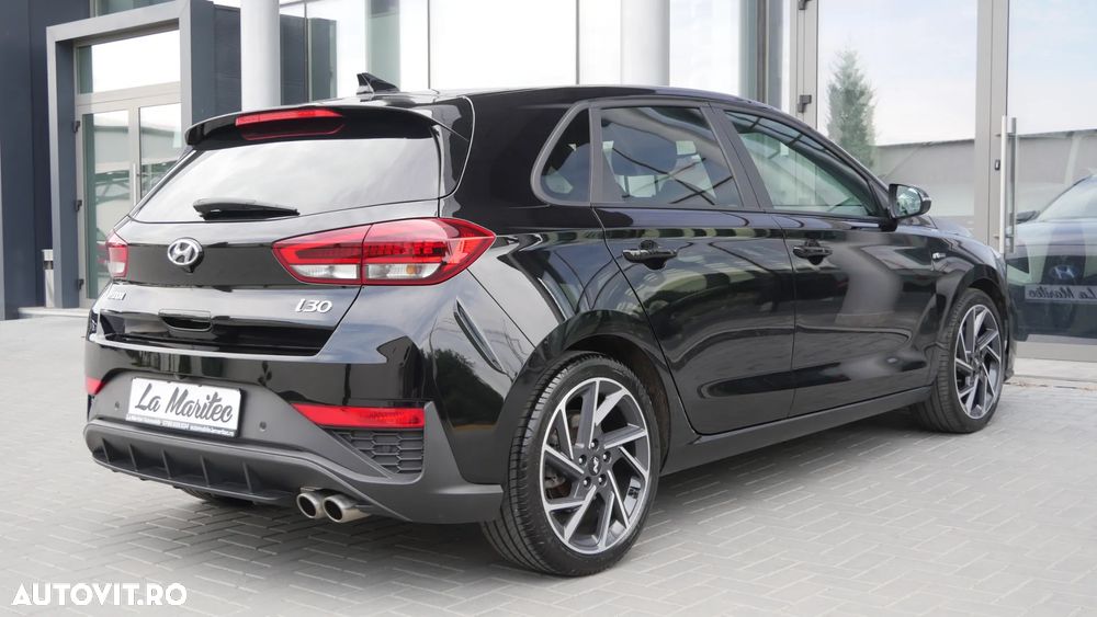 Hyundai i30 1.5 T-GDI 48V-Hybrid N-Line - 10