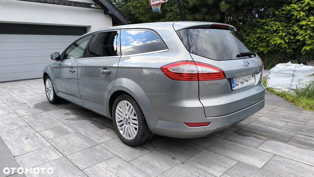 Ford Mondeo 2.0 Ghia - 4