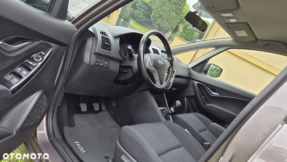 Hyundai ix20 1.4 blue YES Gold - 6