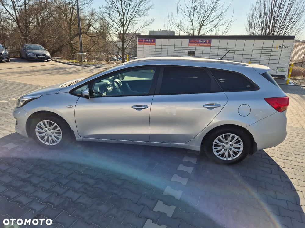 Kia Ceed 1.4 CRDi M - 10
