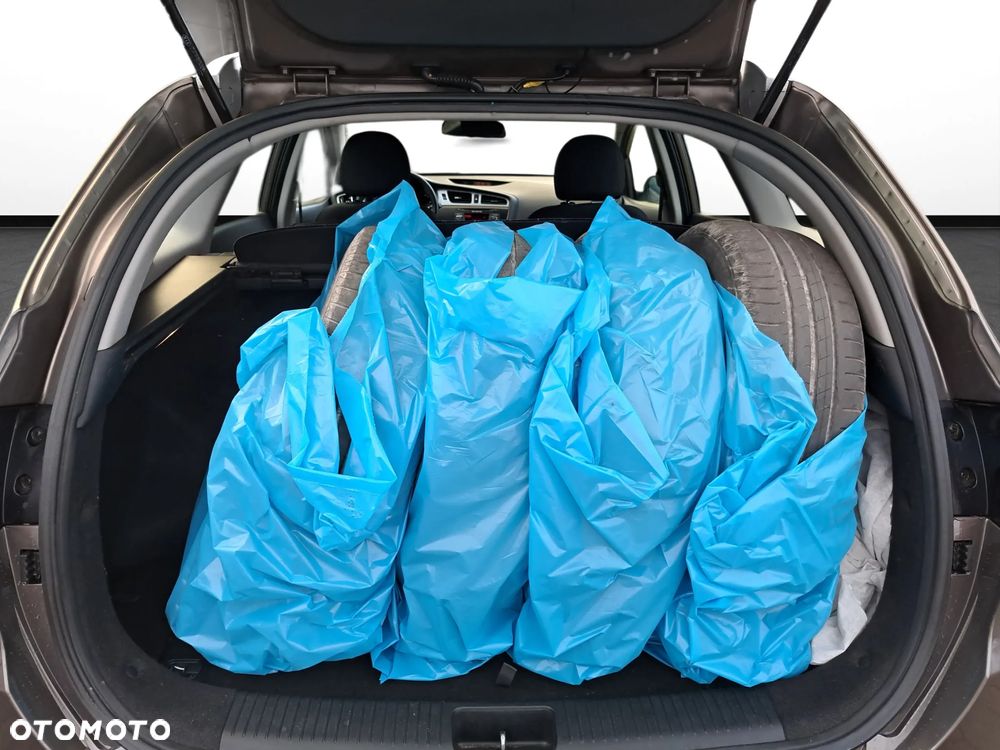 Kia Ceed 1.6 GDI M - 22