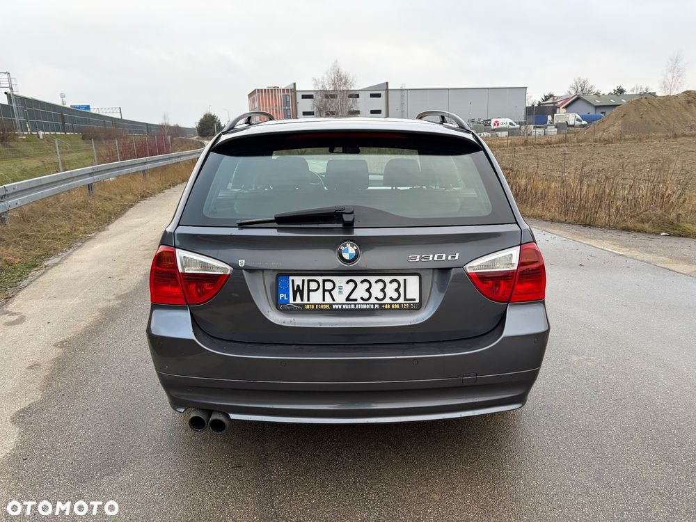BMW Seria 3 330d - 5