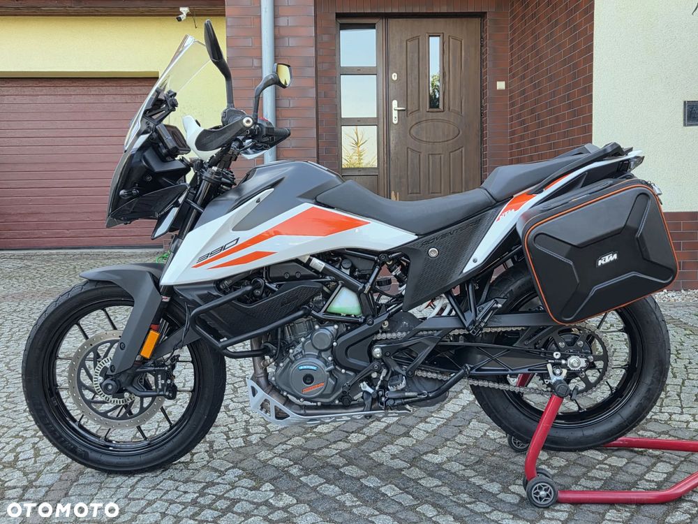 KTM Adventure - 6