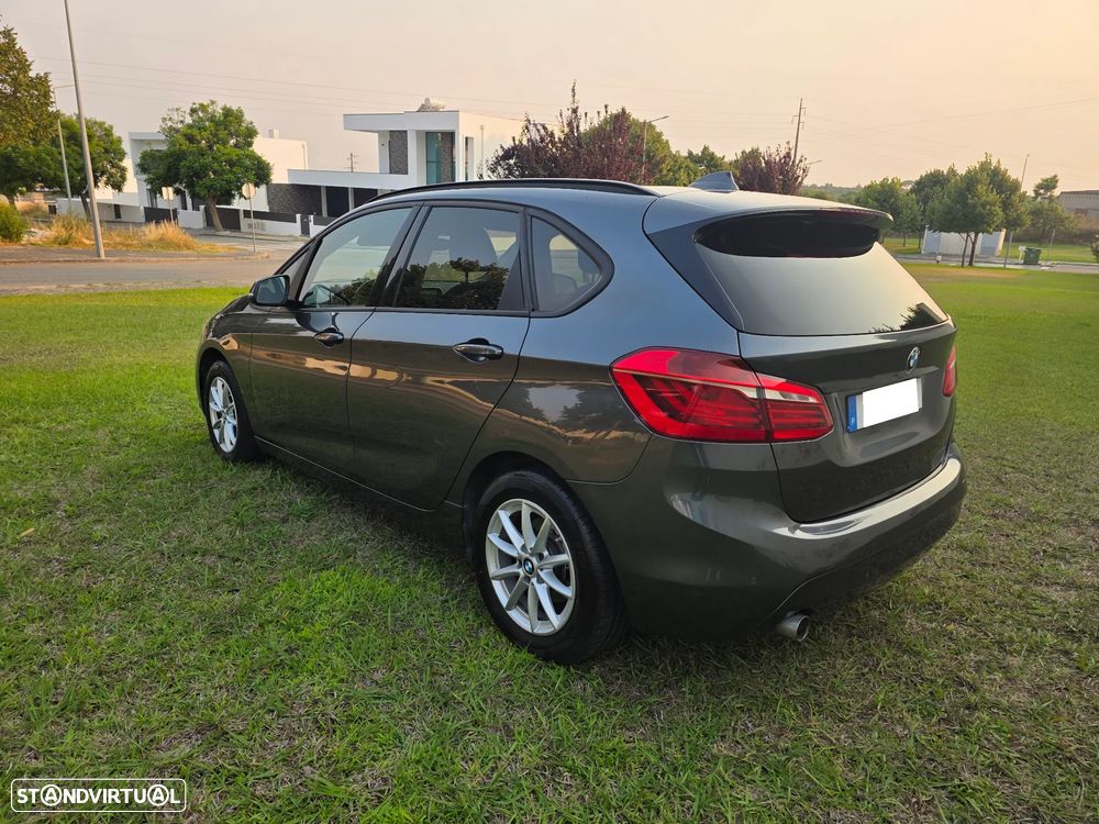 BMW 216 Active Tourer d Line Luxury - 10