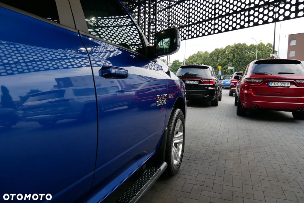 Dodge RAM 1500 5.7 4x4 - 30