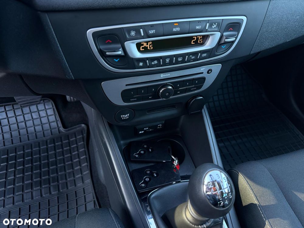 Renault Megane ENERGY TCe 115 Start & Stopp LIMITED - 28