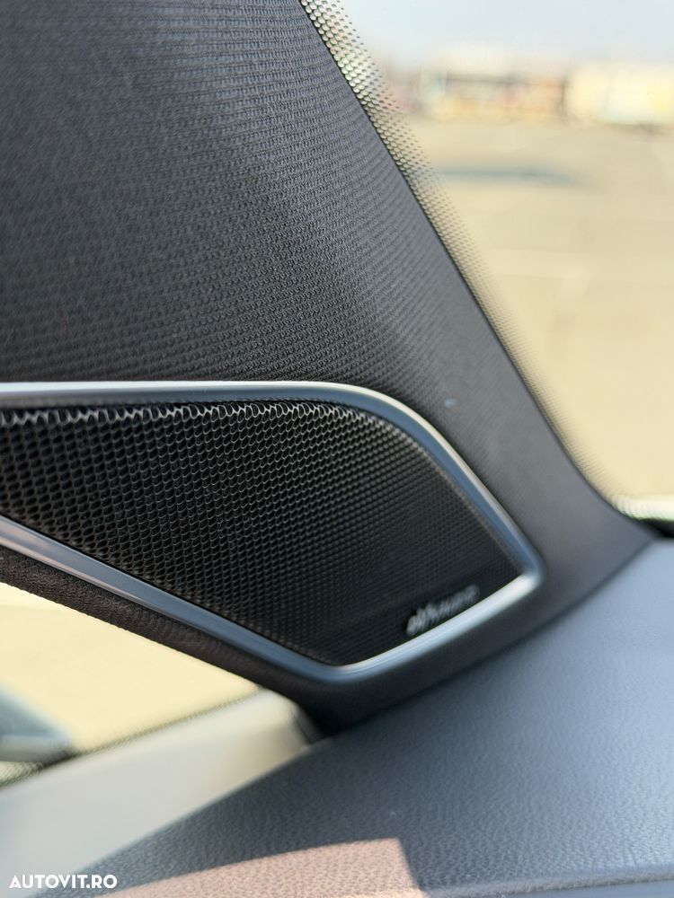 Volkswagen Golf - 10