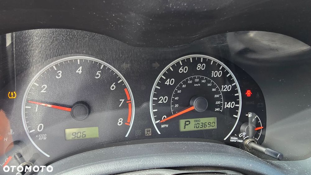 Toyota Corolla - 24