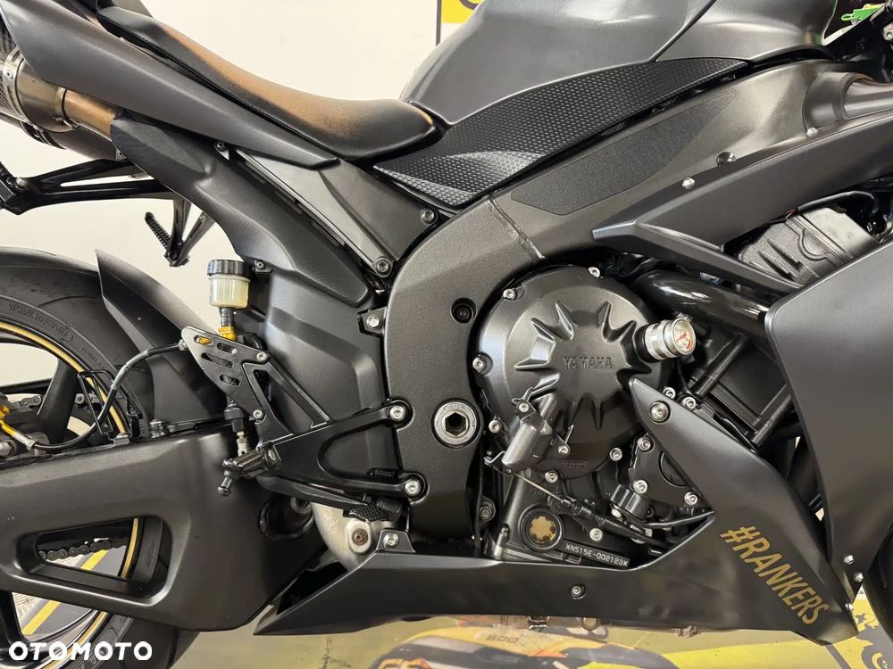 Yamaha YZF - 14