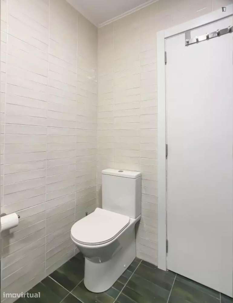 Apartamento com 1 quartos - localizado em Princípe Real Lisbon - Grande imagem: 4/17