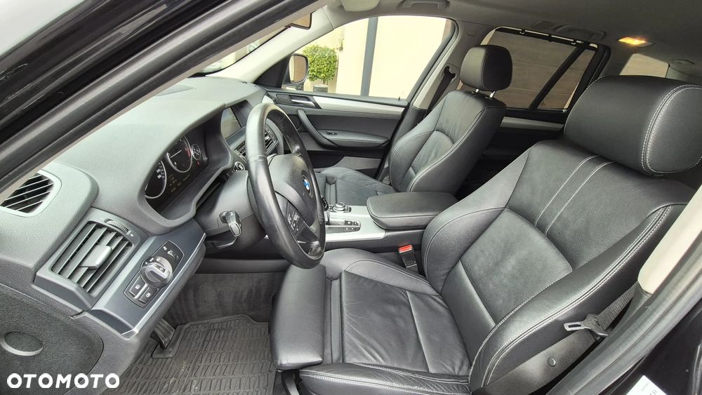 BMW X3 xDrive20d - 23