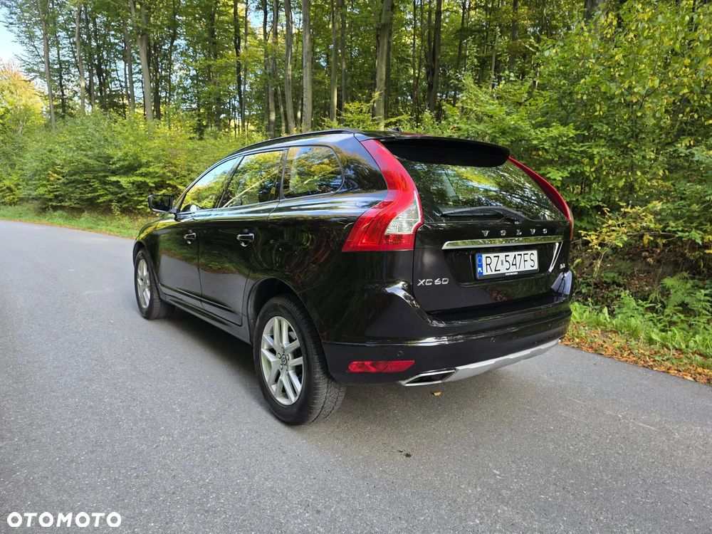 Volvo Xc 60 2017 photo 4