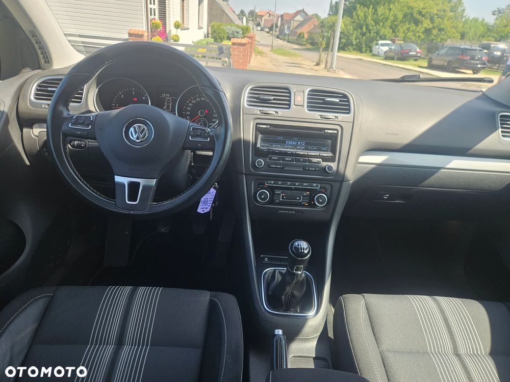 Volkswagen Golf 2.0 TDI DPF 4Motion MATCH - 10