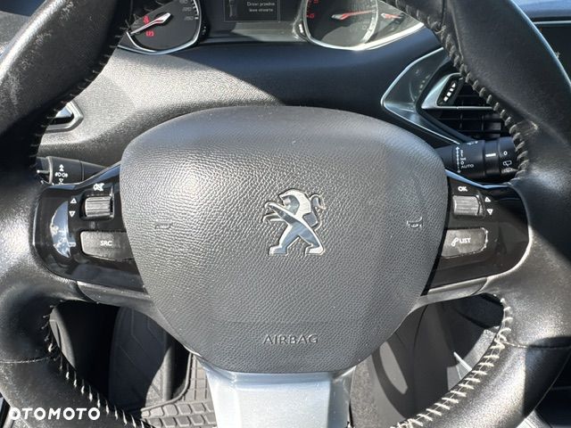 Peugeot 308 - 13