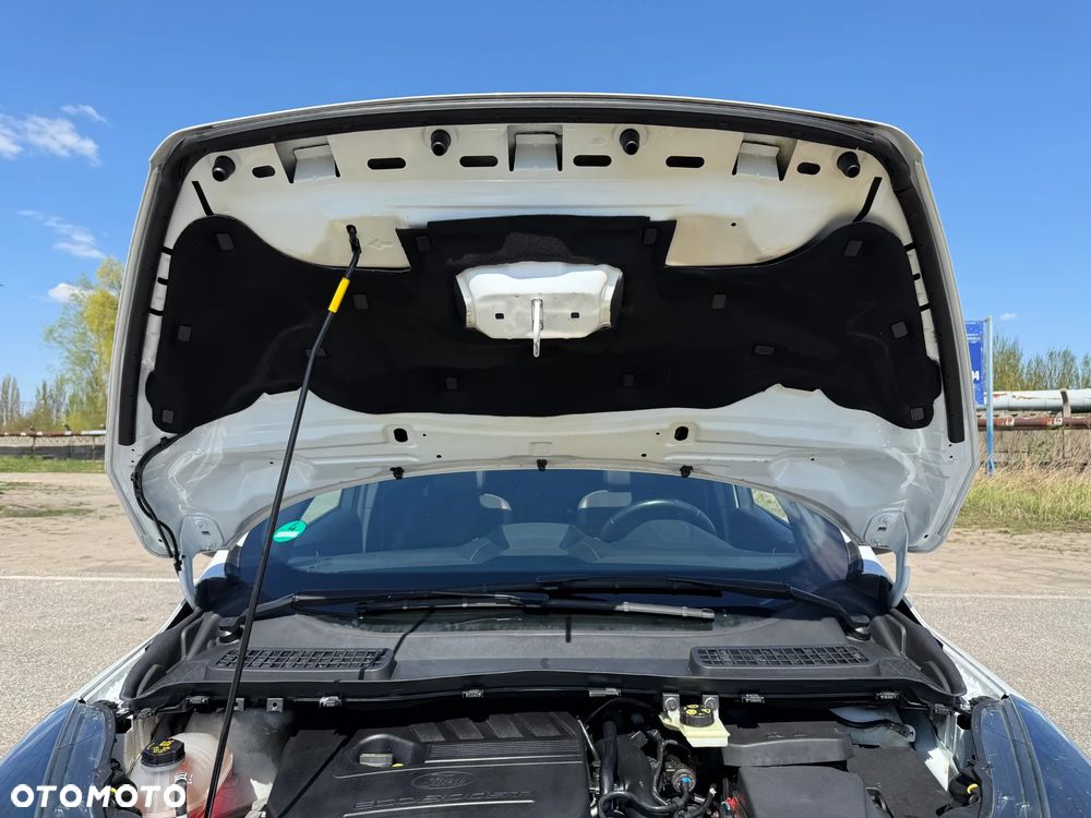 Ford Kuga 1.5 EcoBoost 4x4 ST-Line - 32
