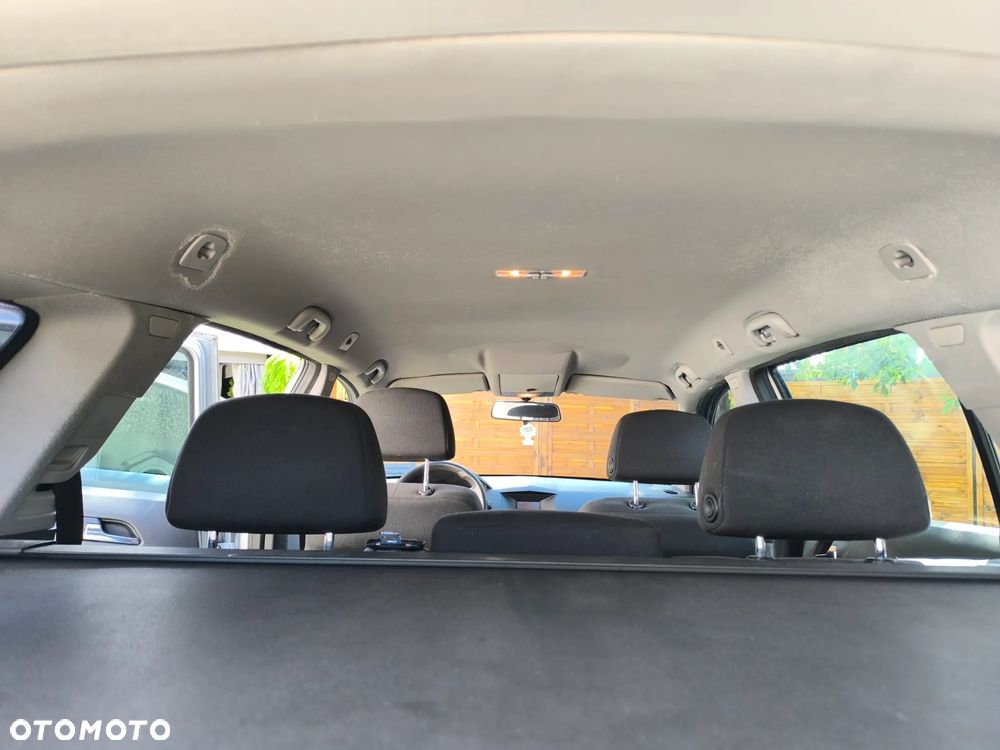 Opel Astra 1.7 CDTI - 16