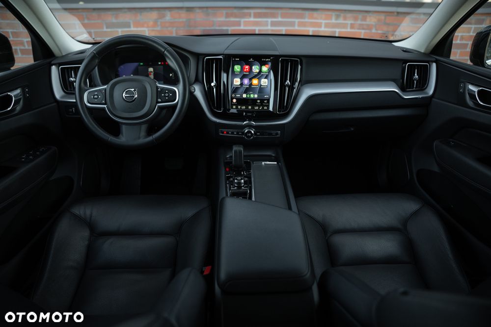 Volvo XC 60 B4 D Momentum Pro - 4