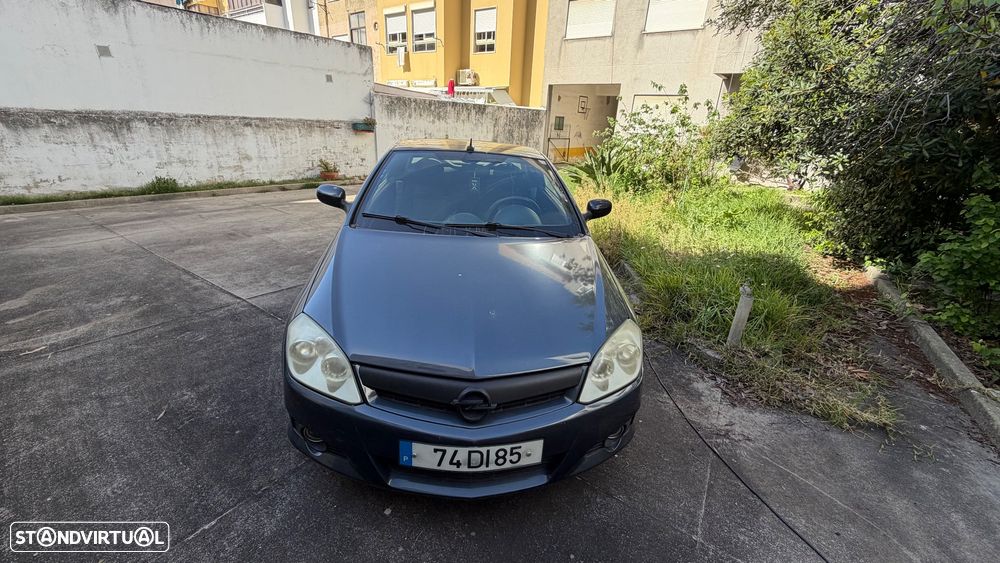 Opel Tigra TwinTop 1.3 CDTi - 2