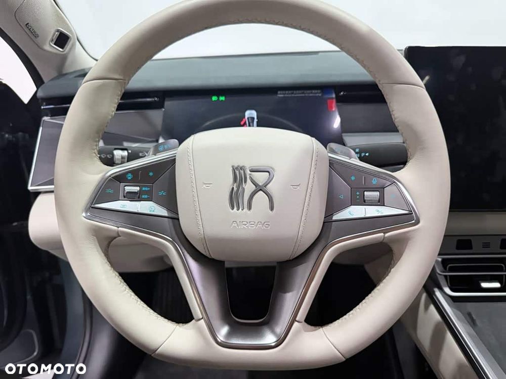 BYD Han L - 9