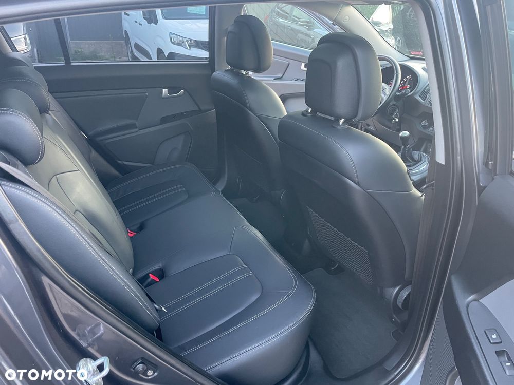 Kia Sportage 2.0 L 2WD - 28